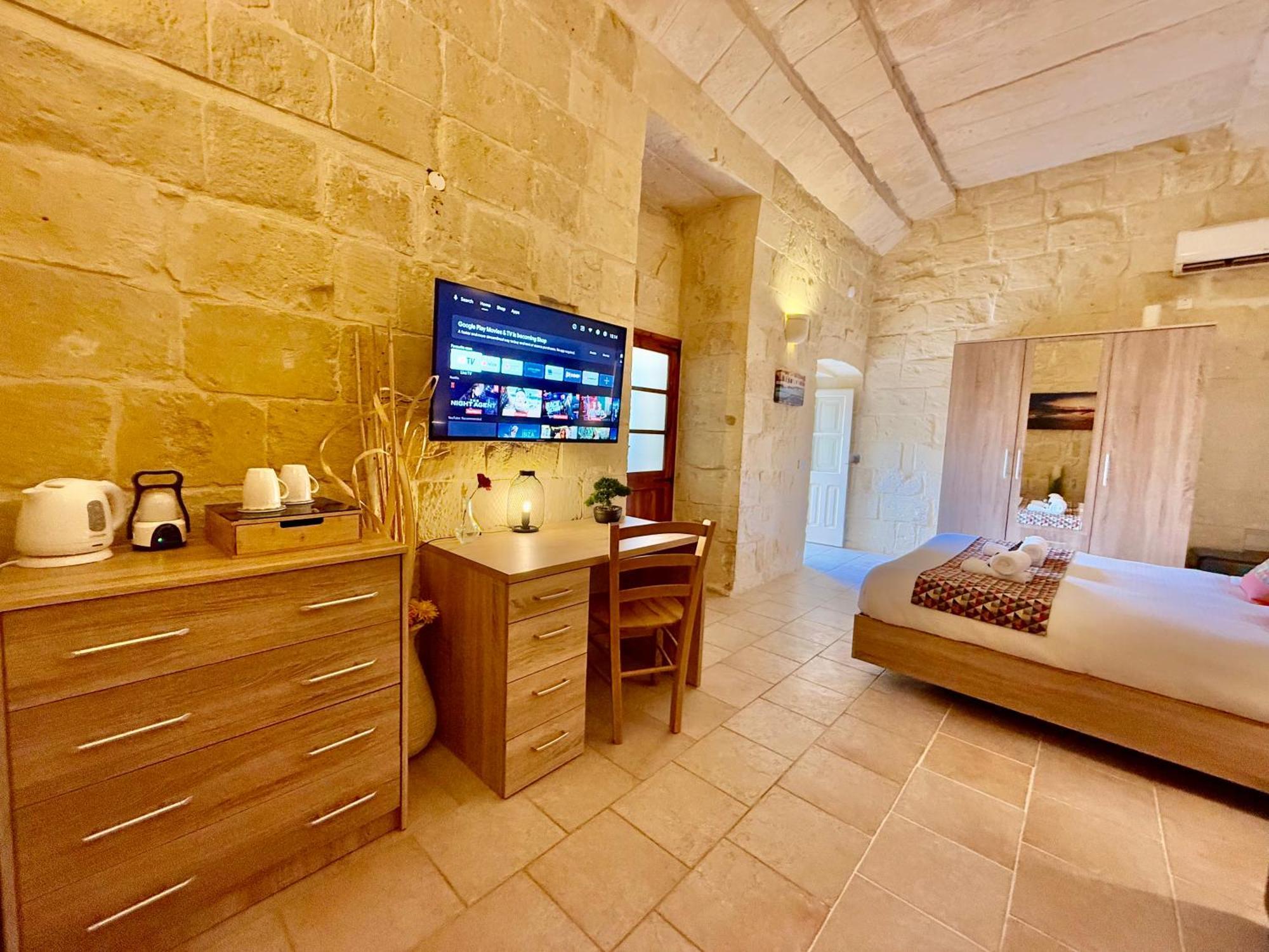 Ta' Matmura B&B Gharb  Exterior photo
