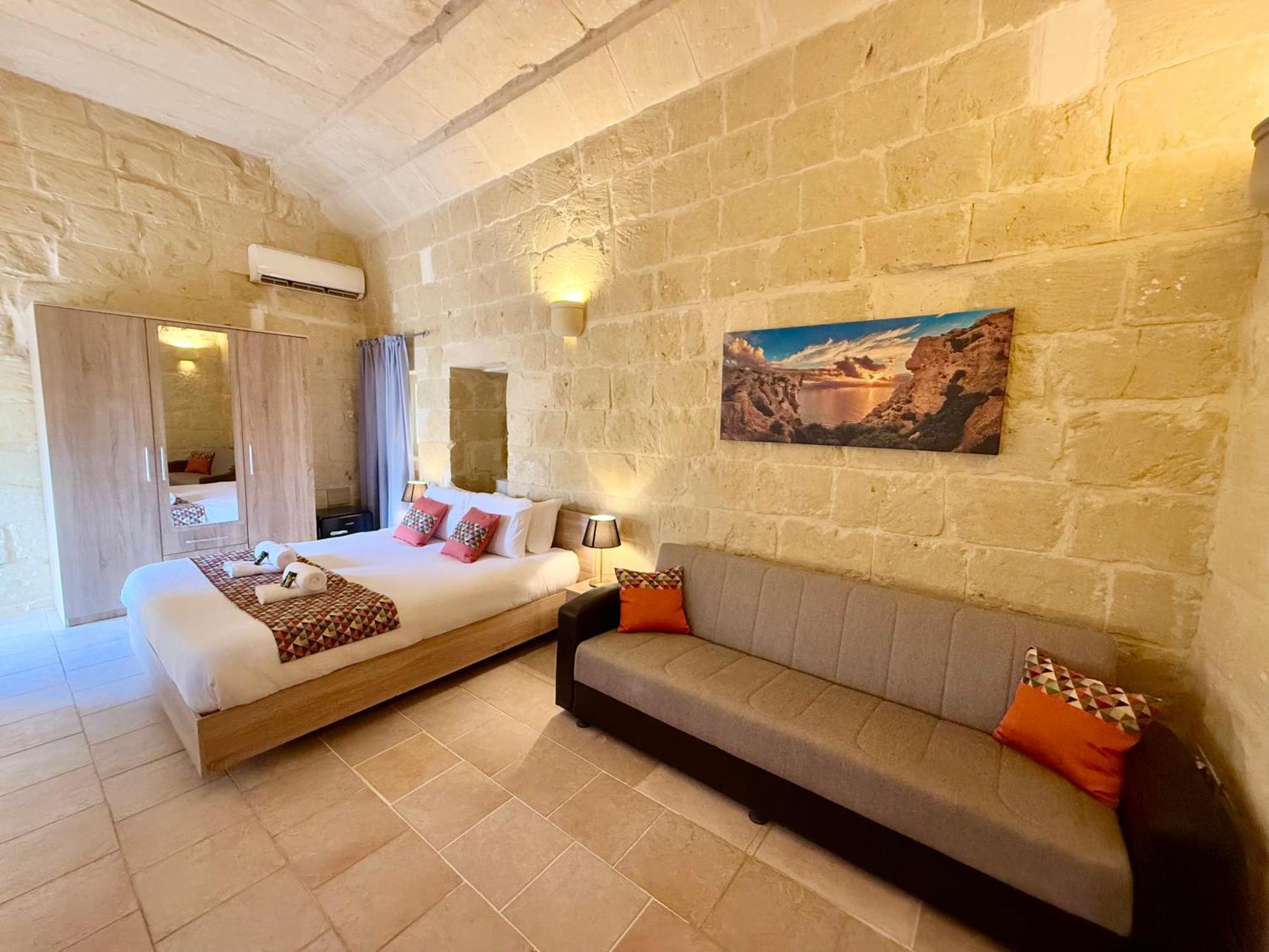 Ta' Matmura B&B Gharb  Exterior photo