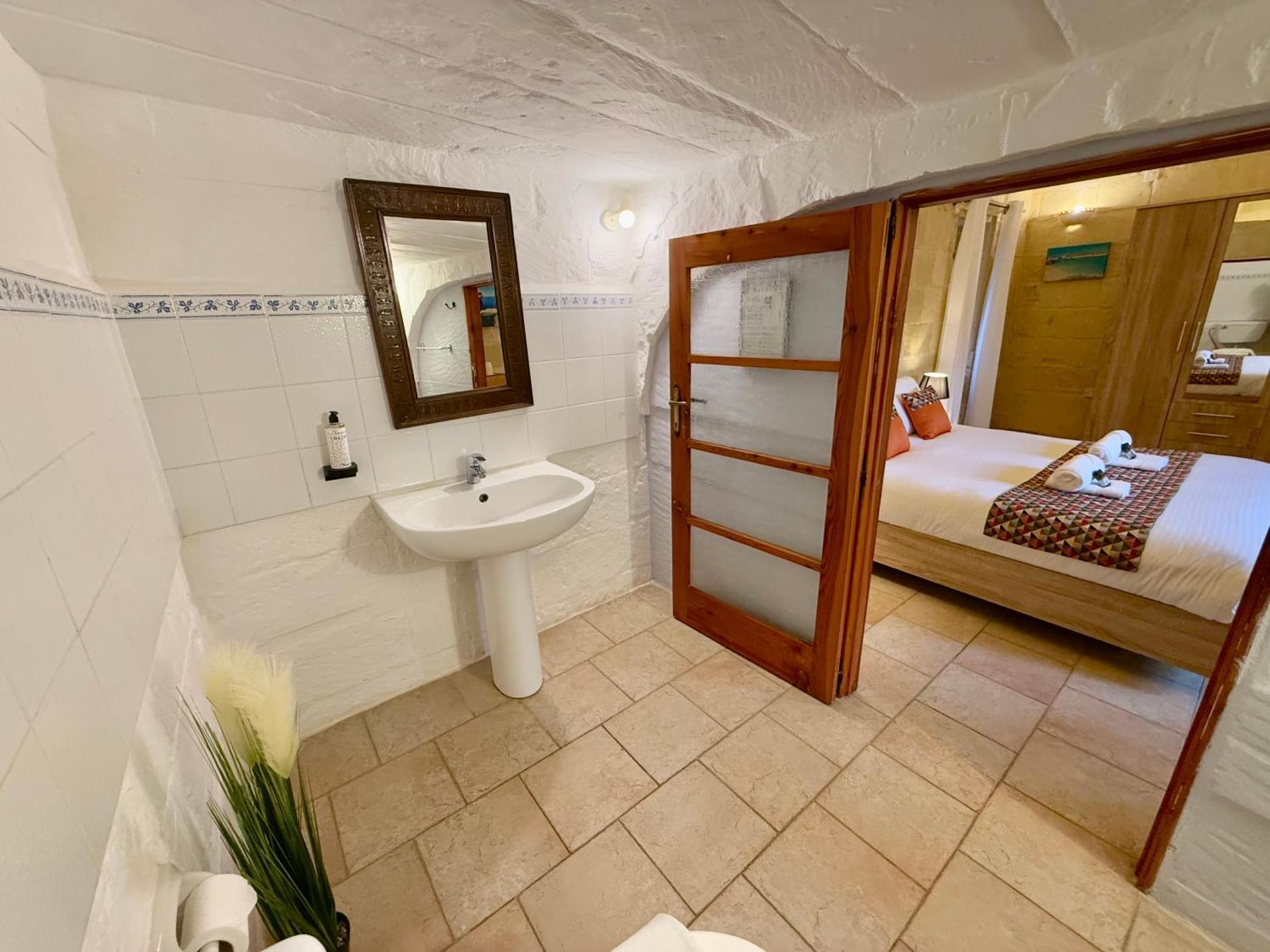Ta' Matmura B&B Gharb  Exterior photo