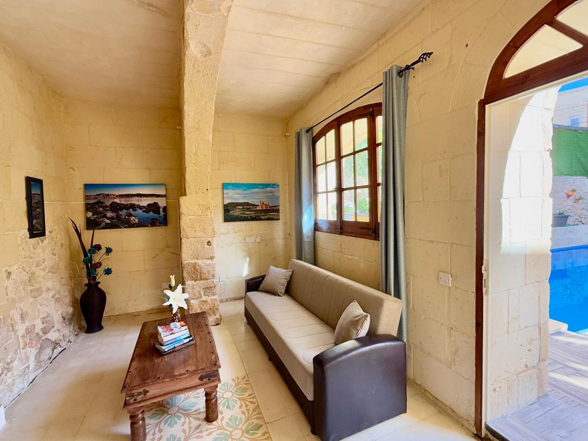 Ta' Matmura B&B Gharb  Exterior photo