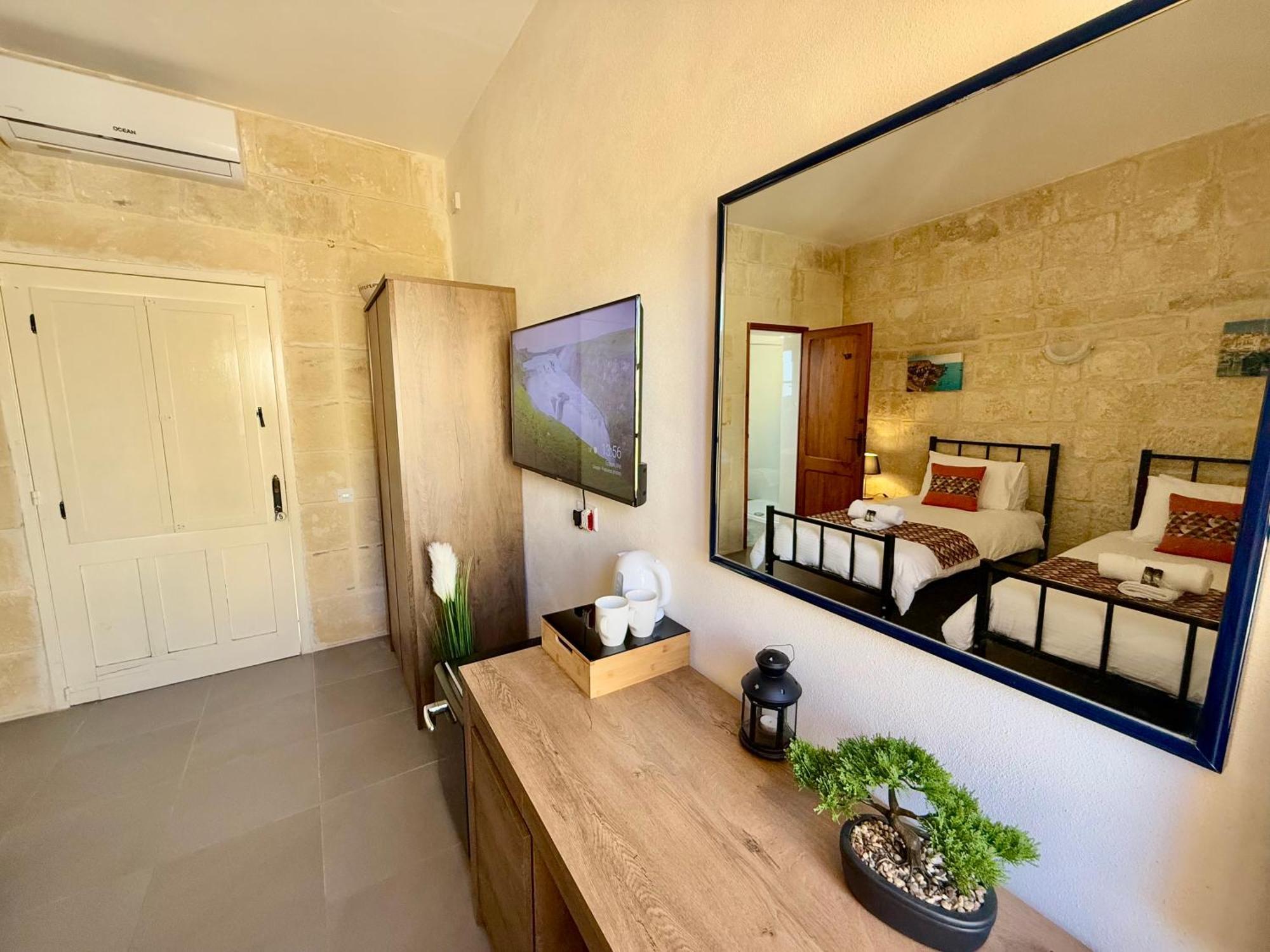 Ta' Matmura B&B Gharb  Exterior photo