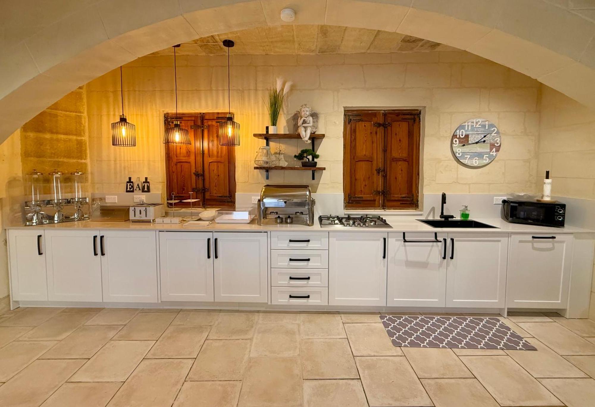 Ta' Matmura B&B Gharb  Exterior photo