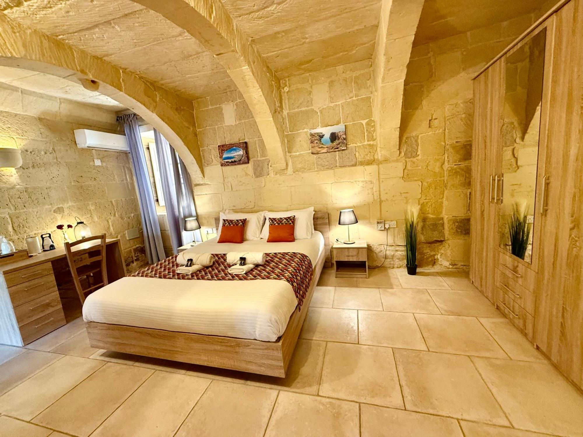 Ta' Matmura B&B Gharb  Exterior photo