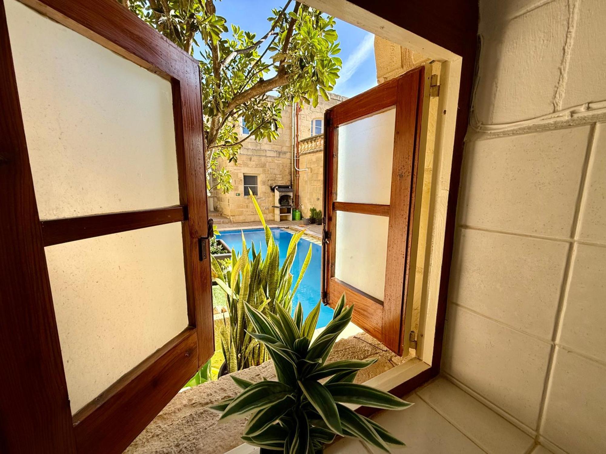 Ta' Matmura B&B Gharb  Exterior photo