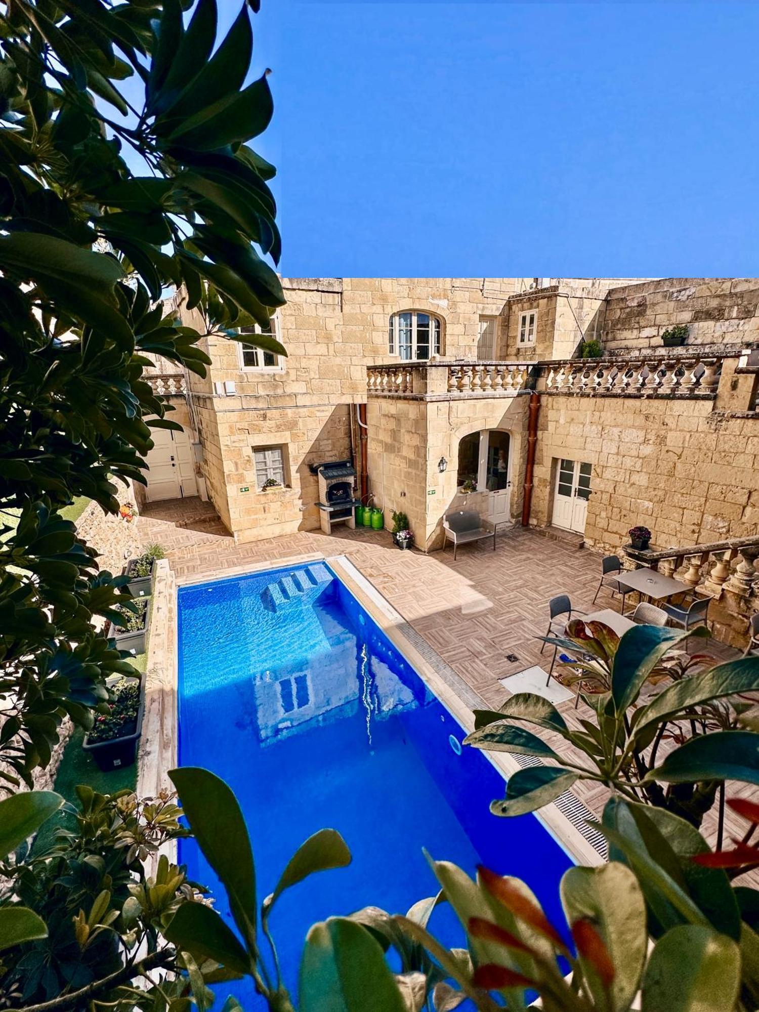 Ta' Matmura B&B Gharb  Exterior photo